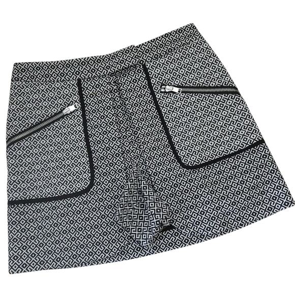 INTERMIX Sandy patterned geo skort mini skirt dress shorts black gray Size P XS - Picture 8 of 8